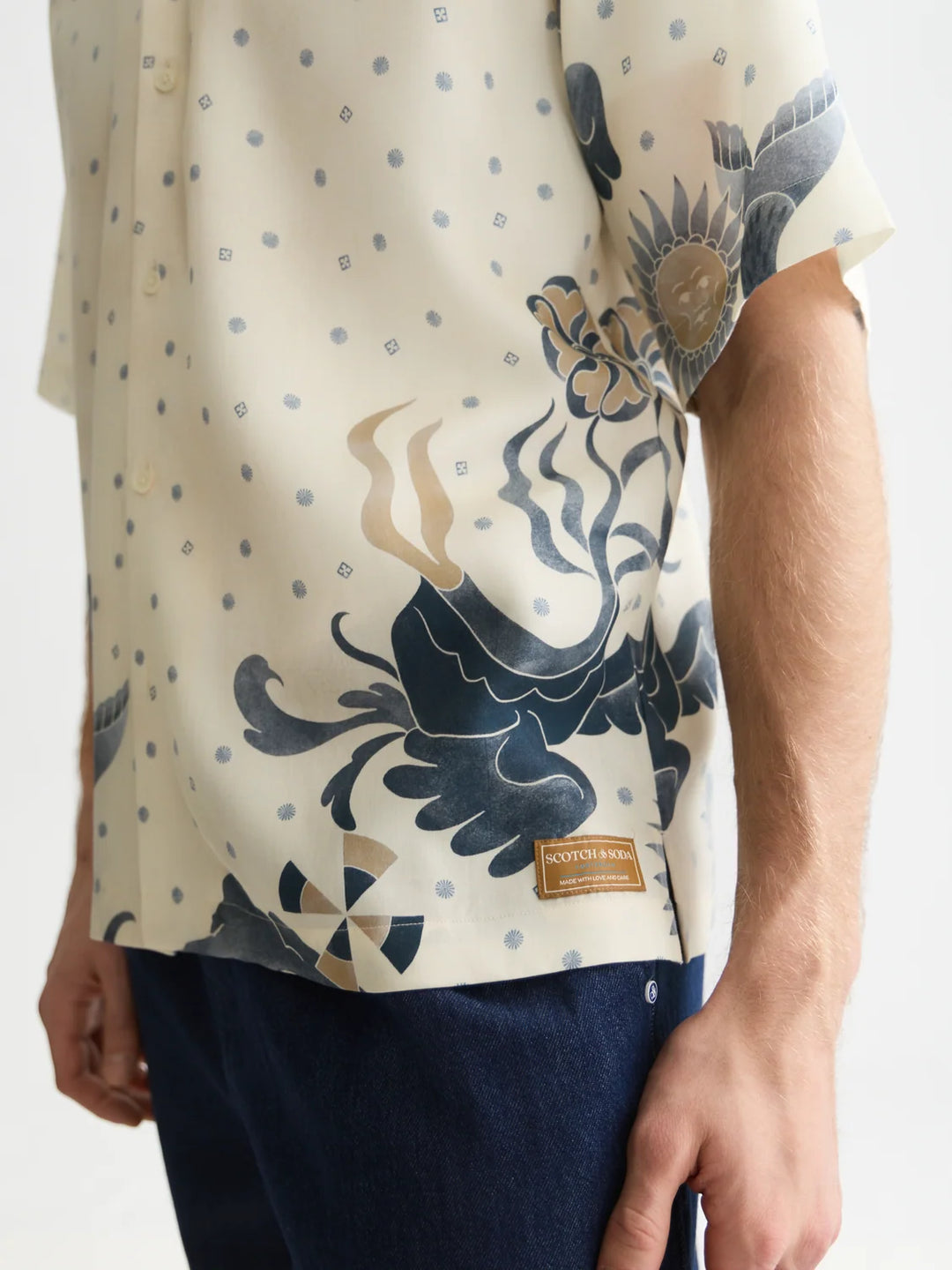 Printed Tencel Short Sleeved Relaxed-Fit Shirt - Surreal Daydream Eggnog