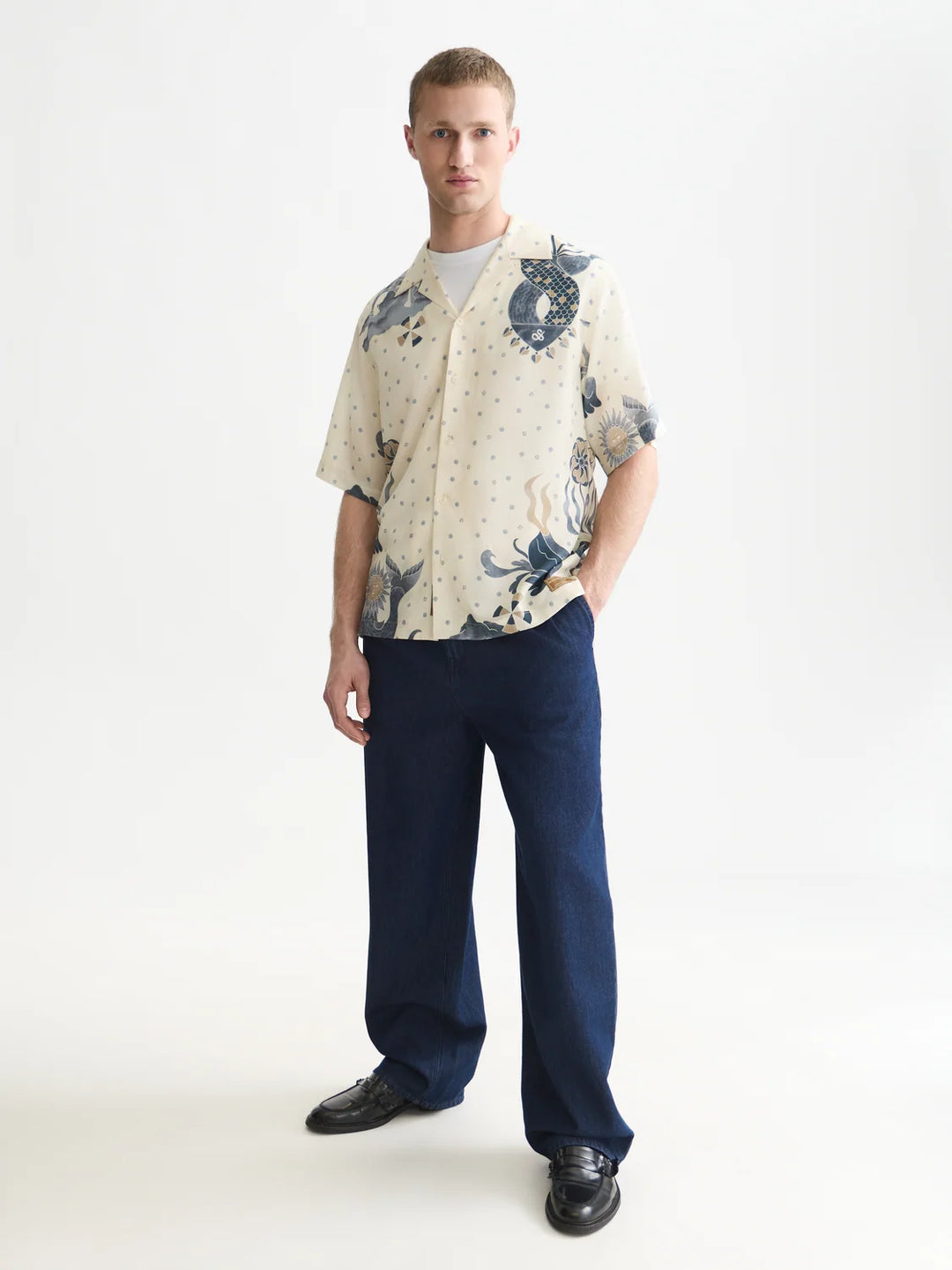 Printed Tencel Short Sleeved Relaxed-Fit Shirt - Surreal Daydream Eggnog