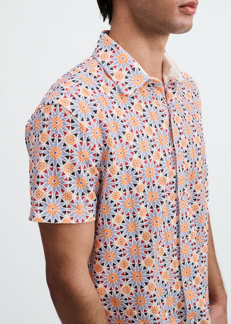 Cayenne/Thistle Medallions Printed Open Knit Stretch Short Sleeve Shirt St-48075