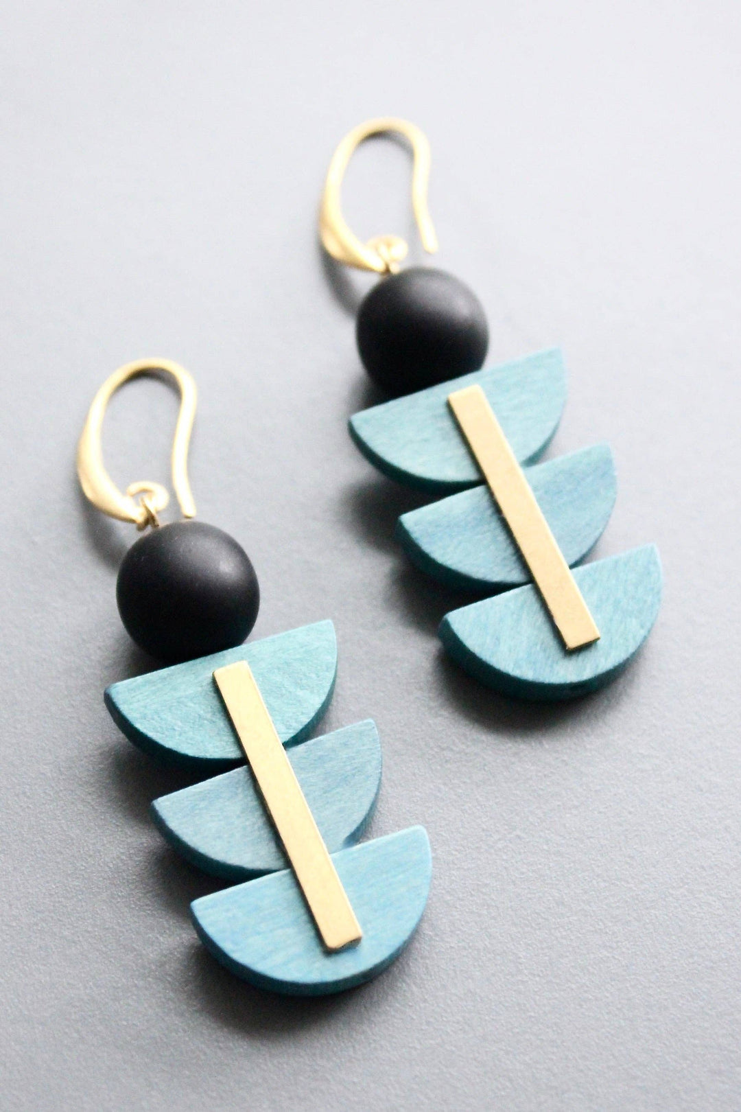 HYLE36 Geometric Artdeco painted wood earrings
