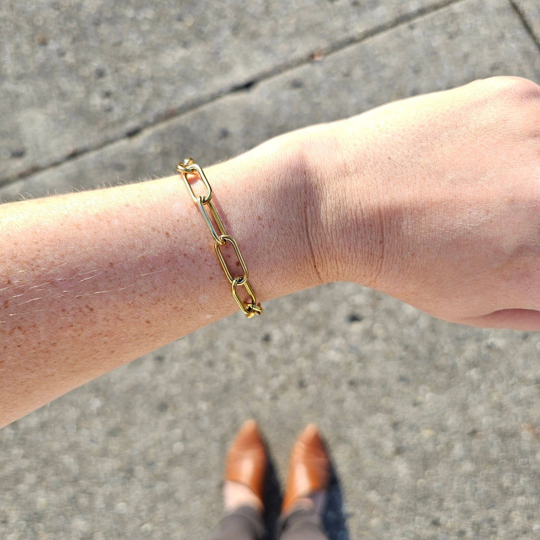 Luxe Chunky Paper Clip Bracelet - Gold