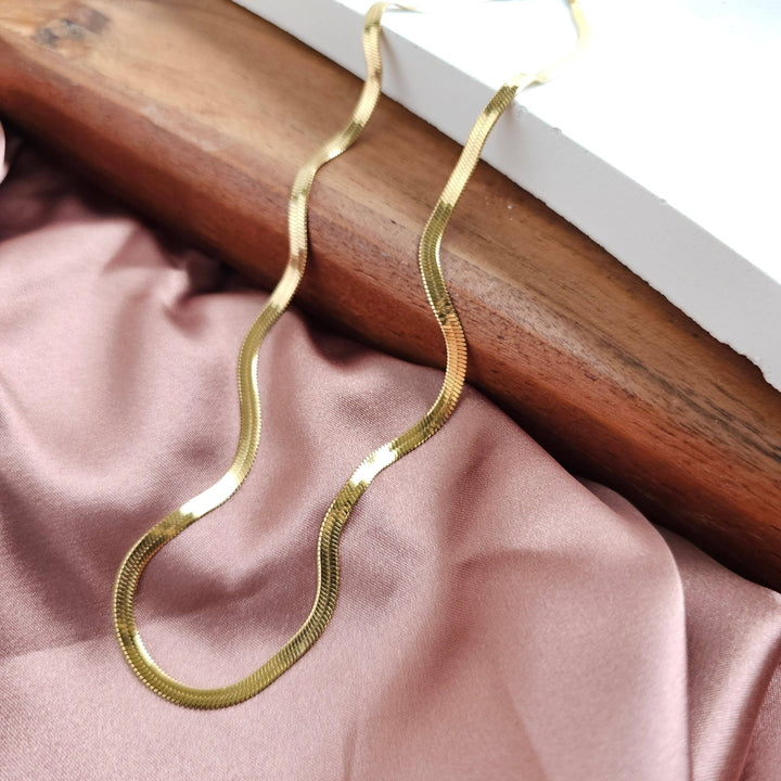 Luxe Delicate Herringbone Chain - 16" - Gold