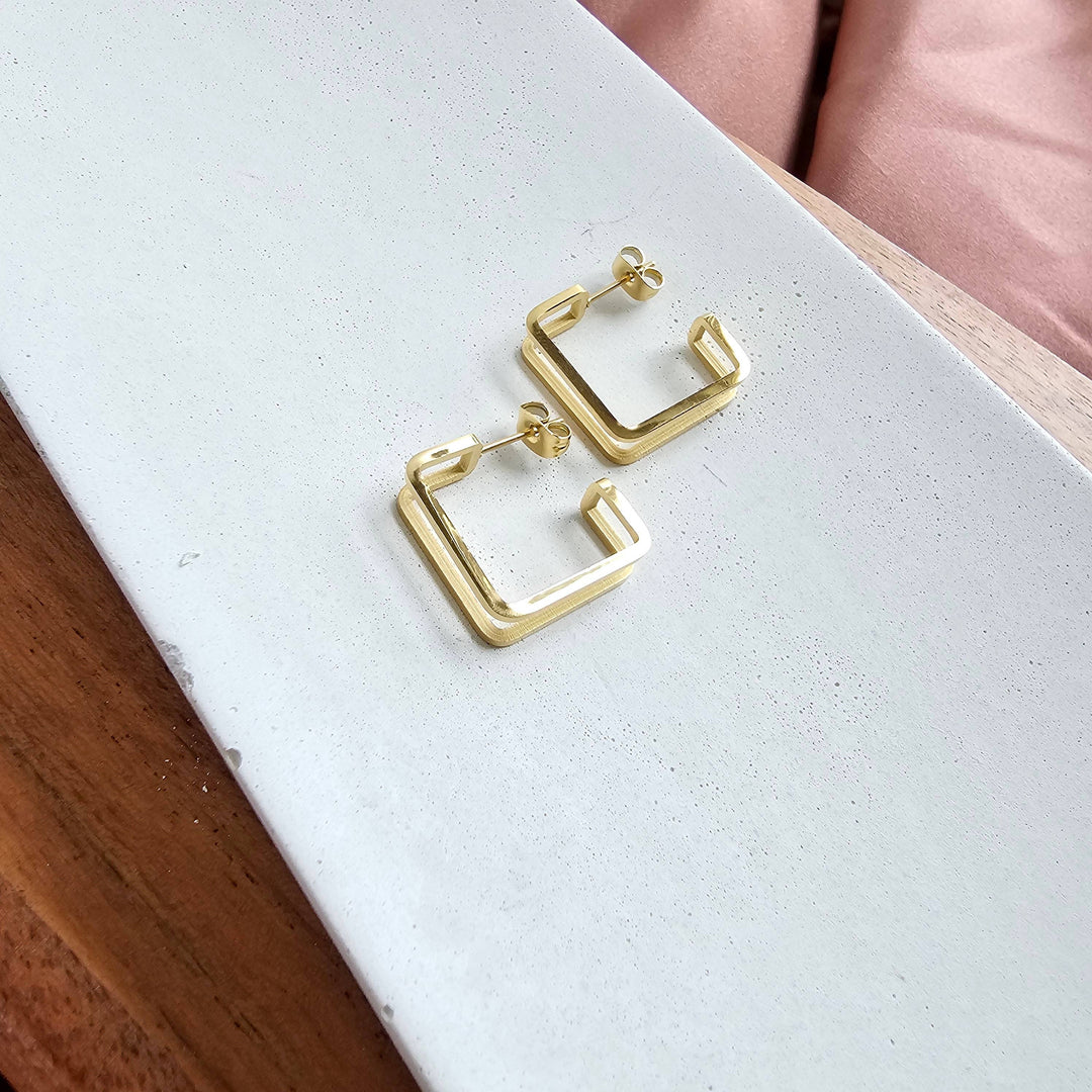 Luxe Silver Kamora Hoops