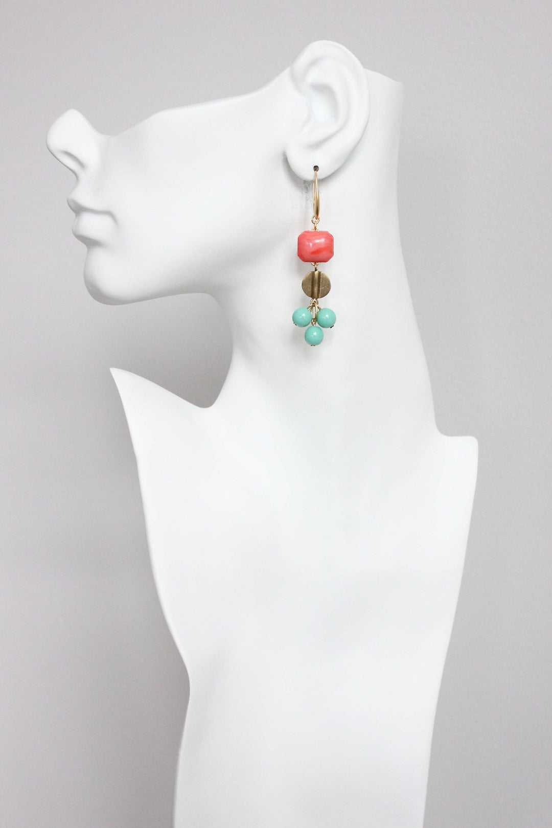 GNDE71 salmon and turquoise earrings