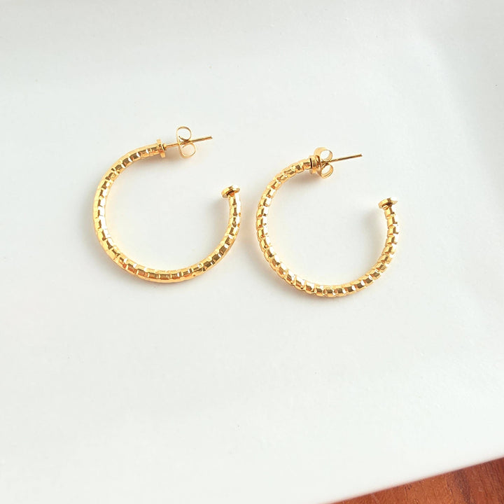 Luxe Harlow Hoop Earrings - Gold