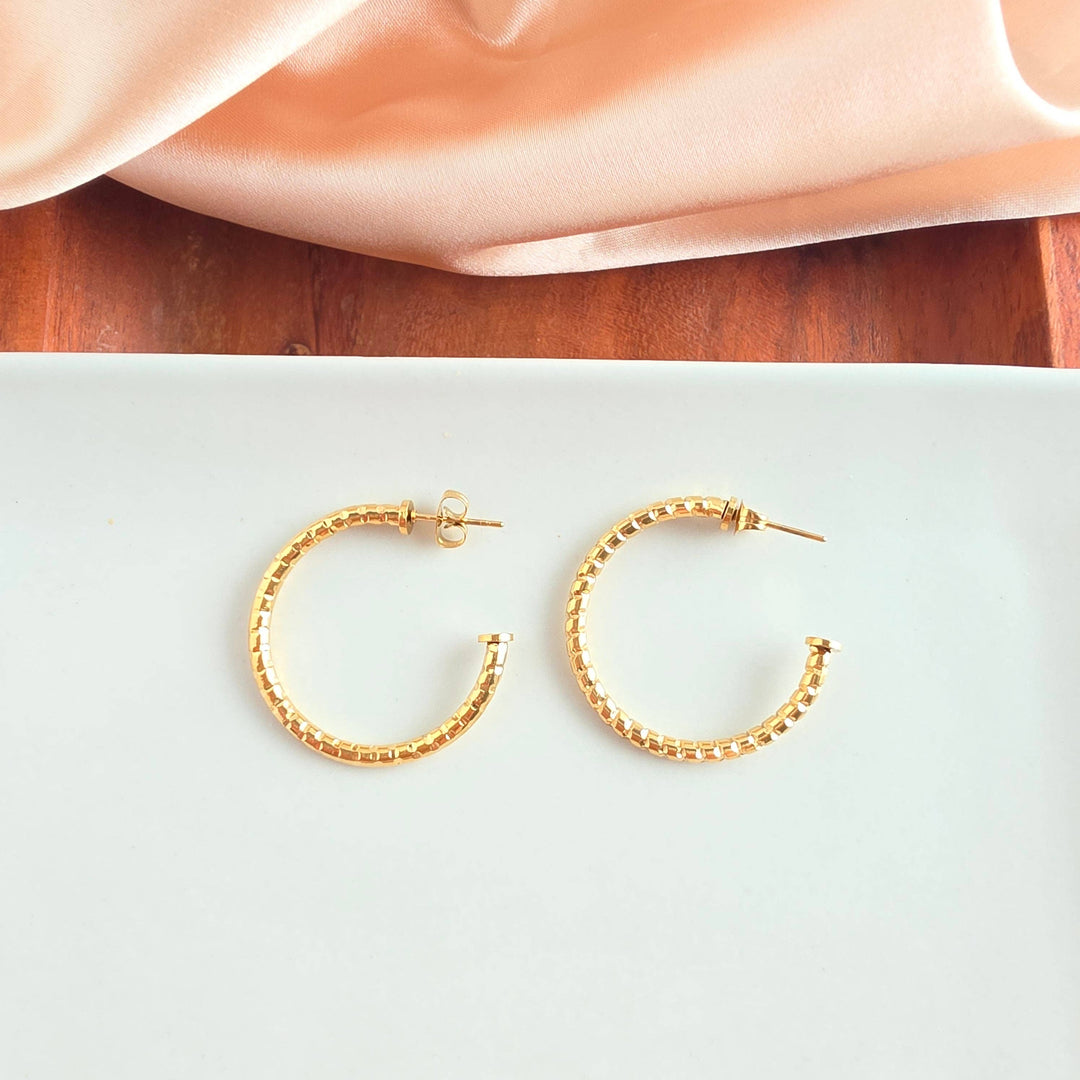 Luxe Harlow Hoop Earrings - Gold