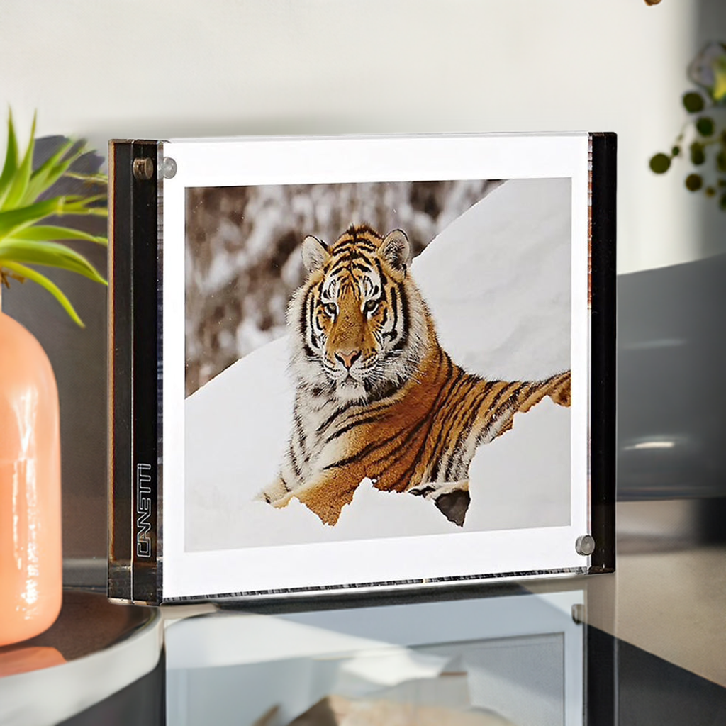 Graphite Black Color Edge Magnet Frame