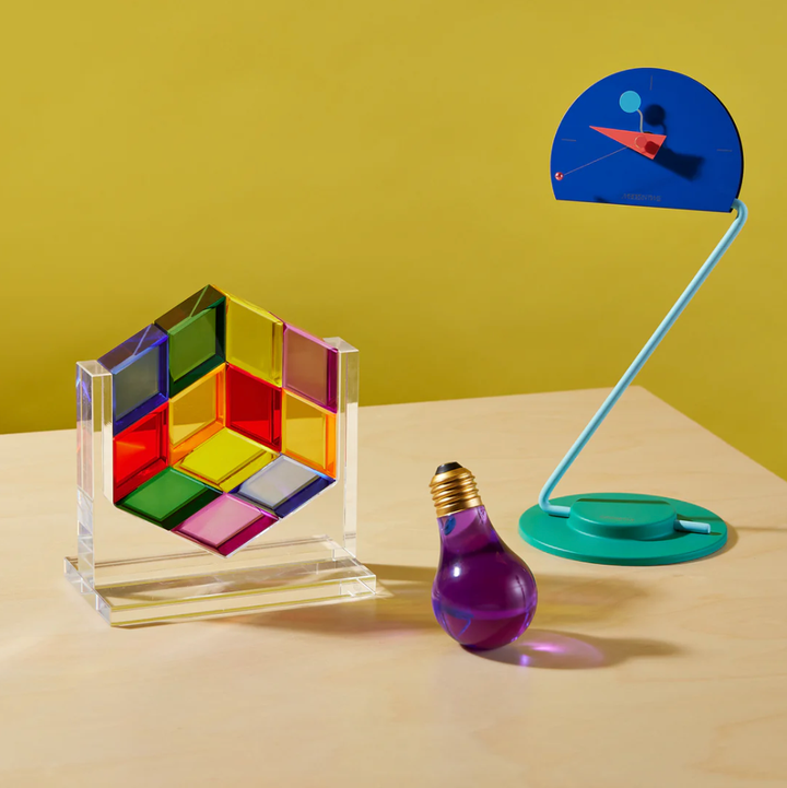 Peacock Desk Clock - Movable Height - Memphis Design