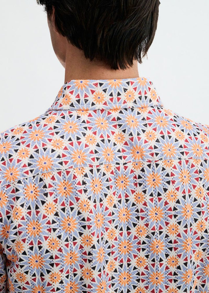 Cayenne/Thistle Medallions Printed Open Knit Stretch Short Sleeve Shirt St-48075