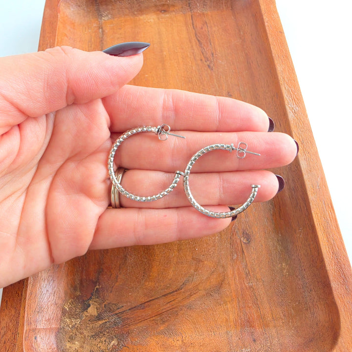 Luxe Harlow Hoop Earrings - Silver
