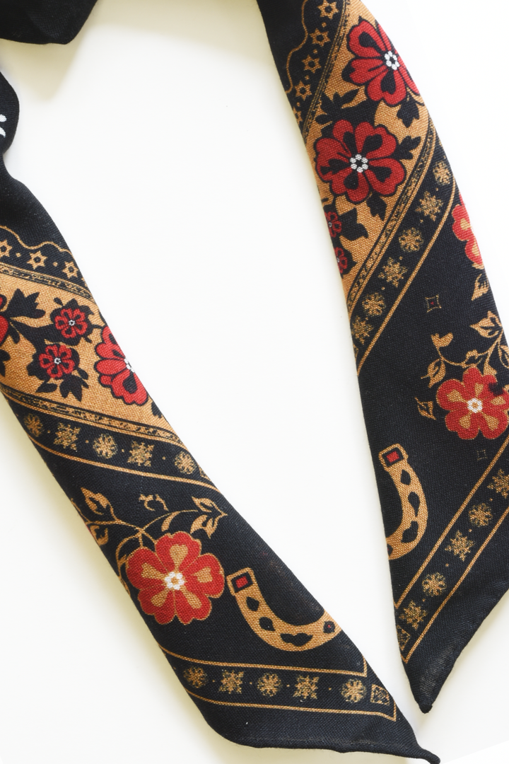 Western Floral Horseshoe 100% Wool Bandana