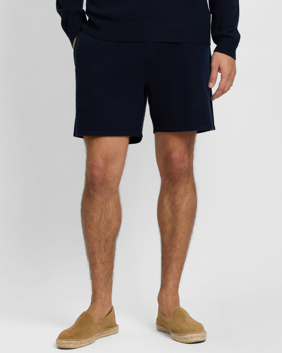 100% Cashmere Short
