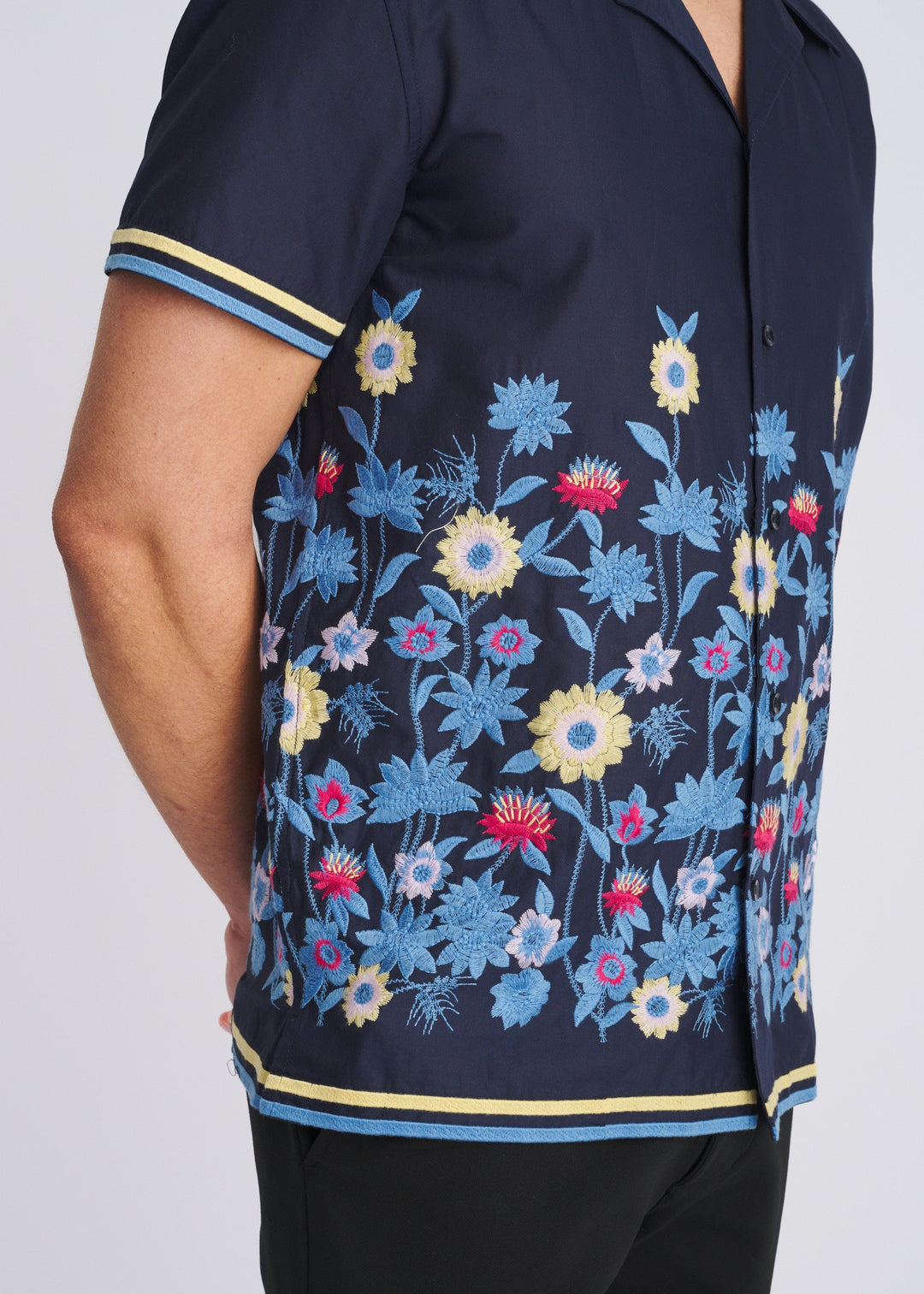 Navy/Multi Floral Embroidered Short Sleeve Woven Shirt Pm-53000-02