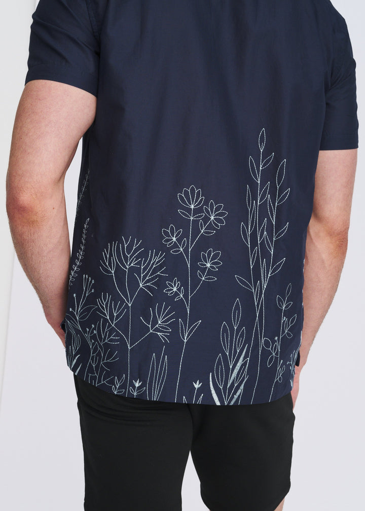 Navy/Sky Floral Embroidered Border Short Sleeve Woven Shirt Pm-53007-01