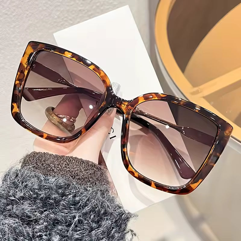 Large Square Frame Sunglasses Purple Gradient Lens