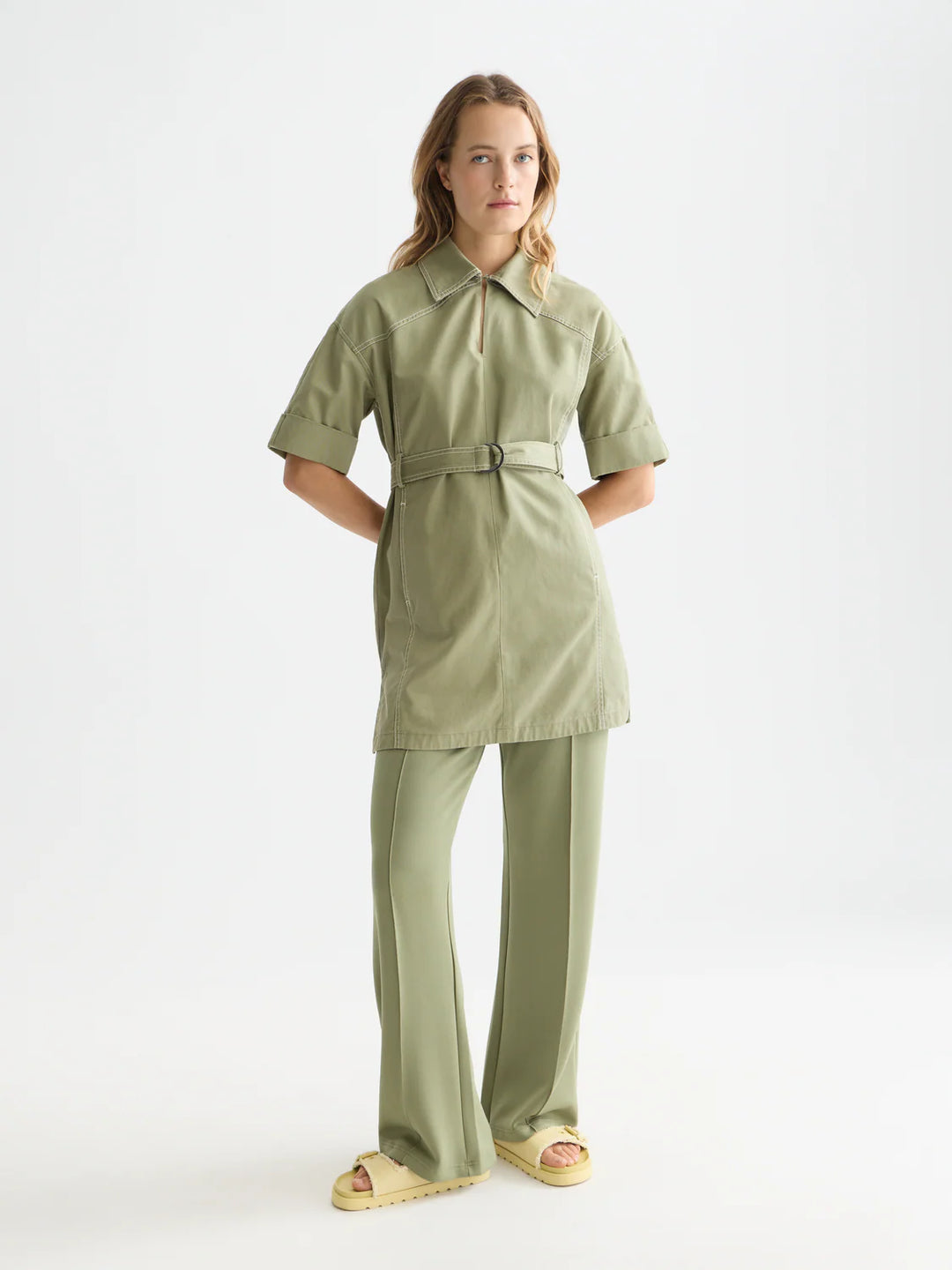 Tencel Pleated Sweatpants Oil Green