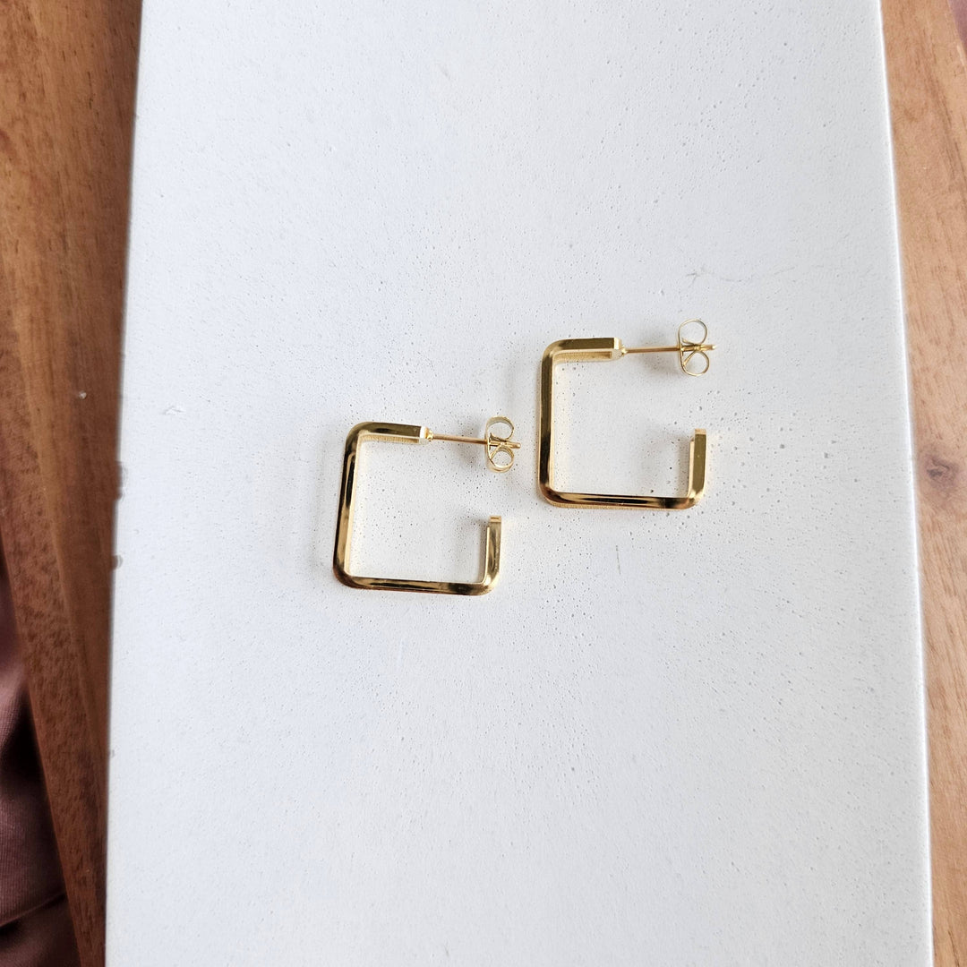 Luxe Silver Kamora Hoops