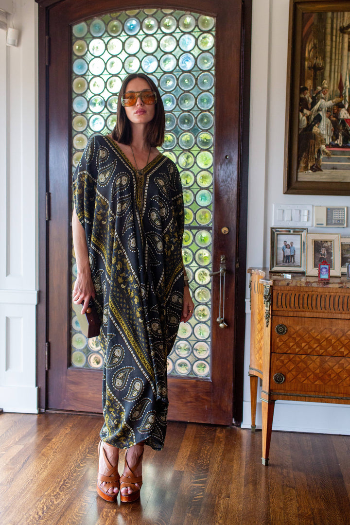 Caspian Paisley Border Caftan