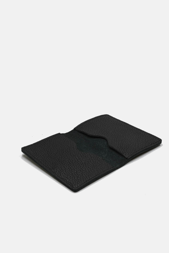 Soft Pebble Grain Bi-Fold