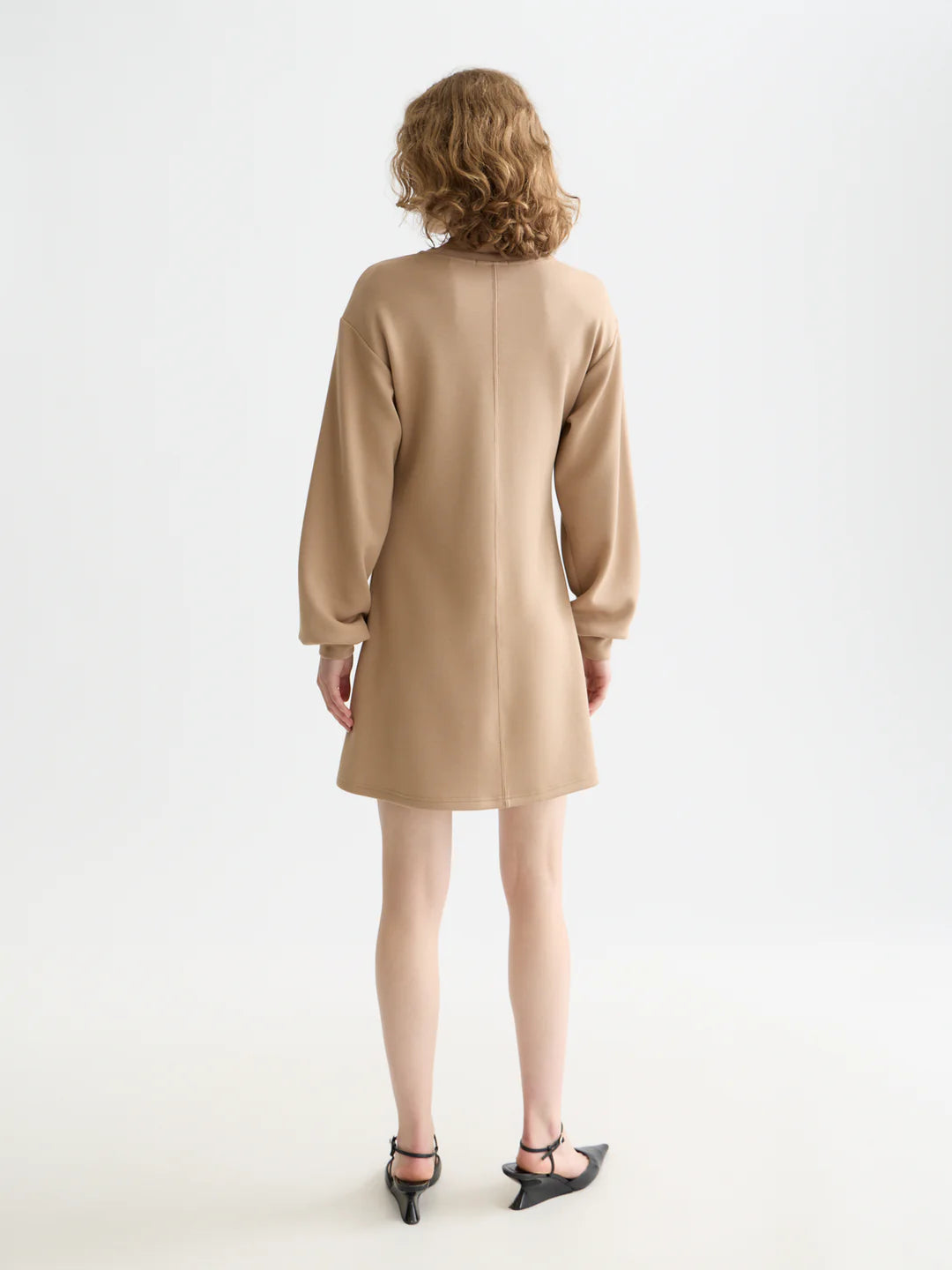 Modal Dress Amphora