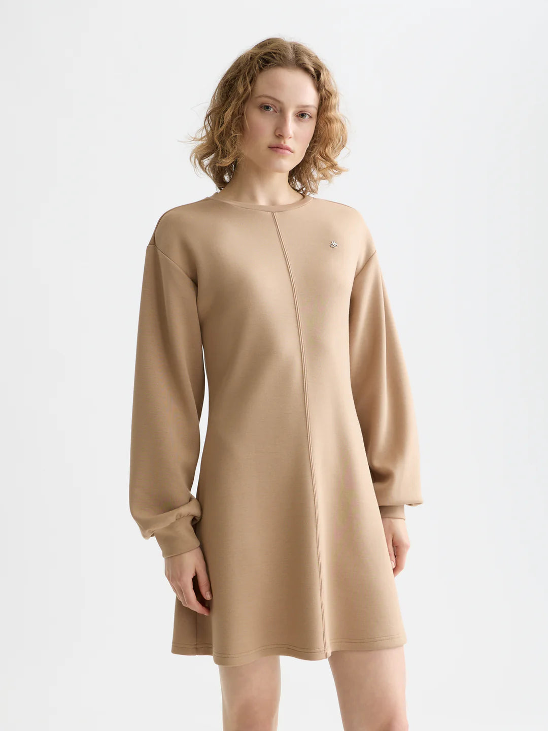 Modal Dress Amphora